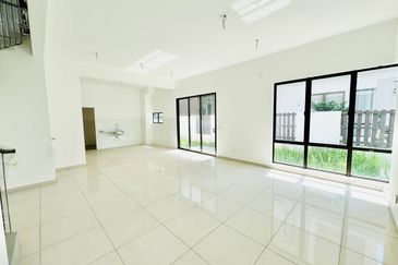 Elmera @ Setia Ecohill 2