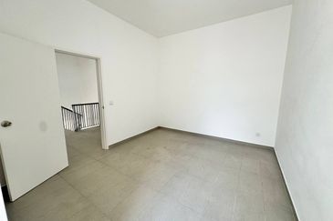 Elmera @ Setia Ecohill 2