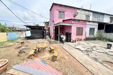 FACING OPEN & CORNER LOT | 2 Storey Taman Pedas Indah, Rembau