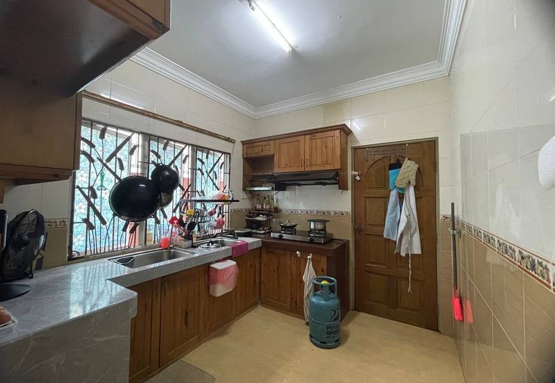 Seksyen 3, Shah Alam