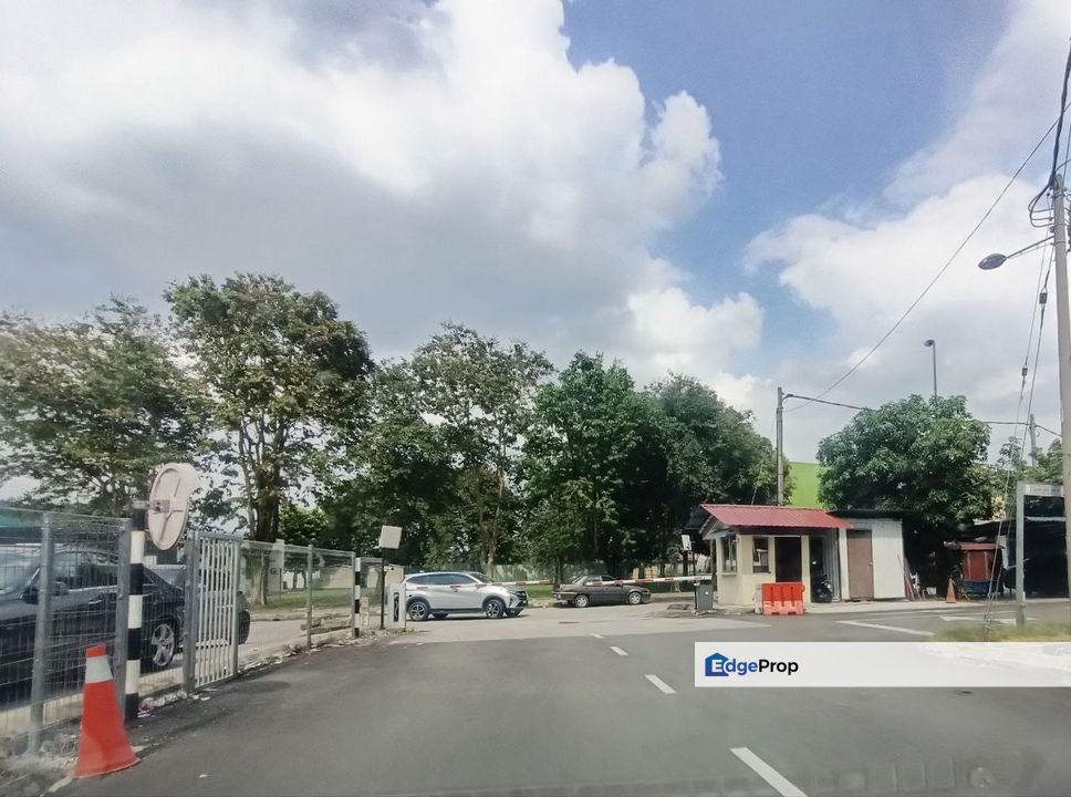 Townhouse (upper unit) Taman Lagenda Suria, Hulu Langat, Selangor, Hulu Langat