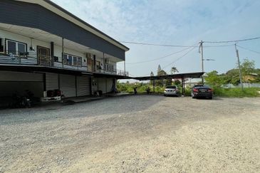 LEVEL 1 SHOP LOT APARTMENT JALAN SERI JAYA BUKIT KAPAR KLANG