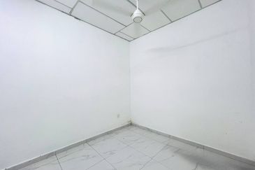 LEVEL 1 SHOP LOT APARTMENT JALAN SERI JAYA BUKIT KAPAR KLANG