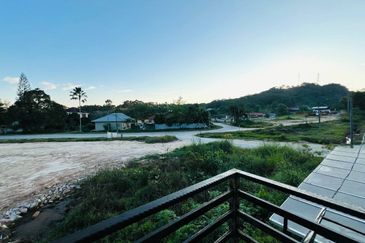 LEVEL 1 SHOP LOT APARTMENT JALAN SERI JAYA BUKIT KAPAR KLANG