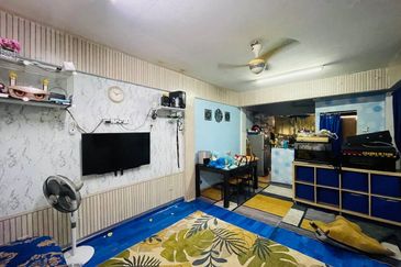 FLAT GUGUSAN CEMPAKA 5 KOTA DAMANSARA