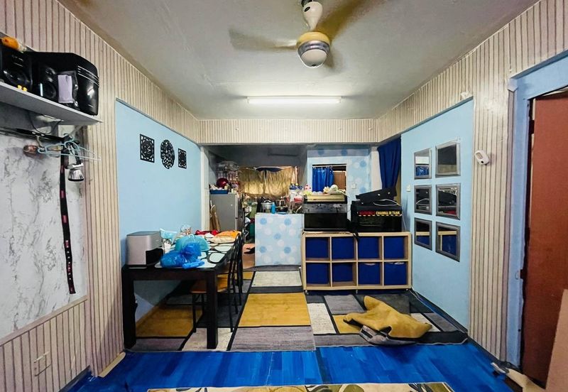 FLAT GUGUSAN CEMPAKA 5 KOTA DAMANSARA