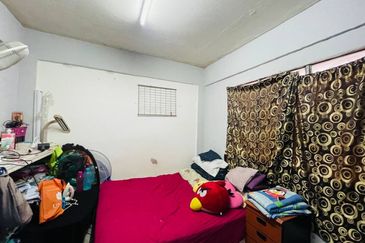 FLAT GUGUSAN CEMPAKA 5 KOTA DAMANSARA
