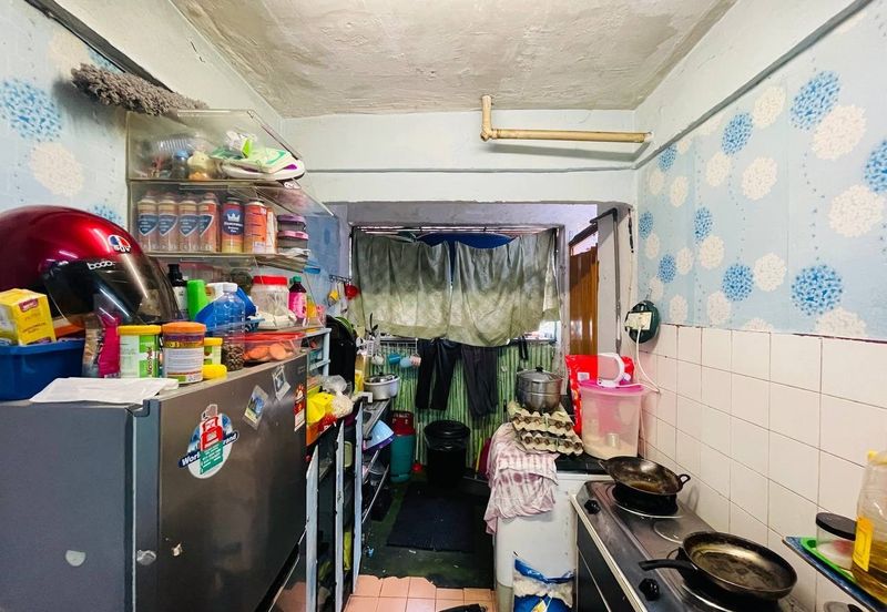 FLAT GUGUSAN CEMPAKA 5 KOTA DAMANSARA
