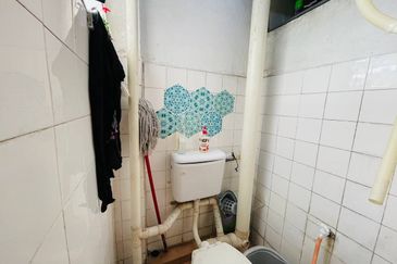 FLAT GUGUSAN CEMPAKA 5 KOTA DAMANSARA