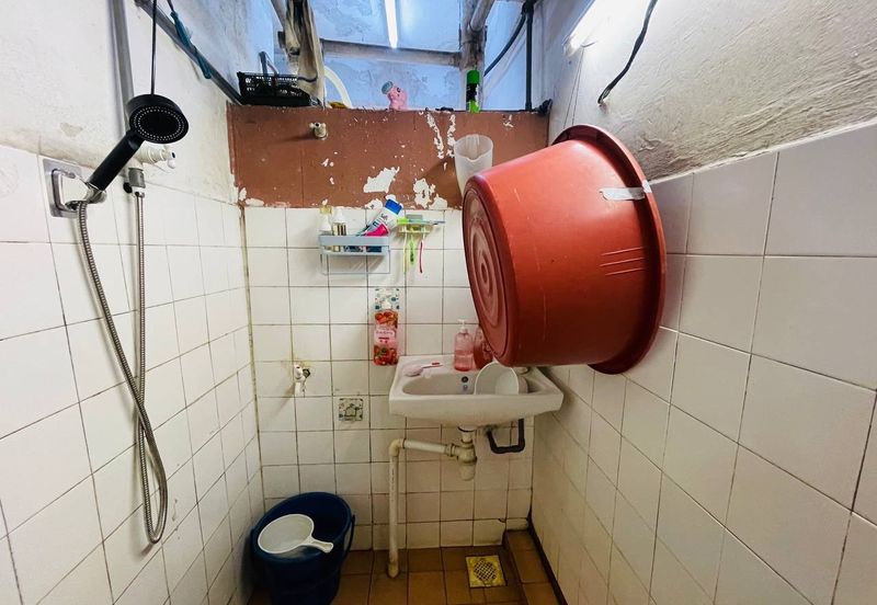 FLAT GUGUSAN CEMPAKA 5 KOTA DAMANSARA