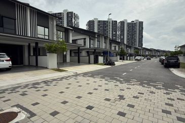 Freesia Residences @ Tropicana Aman