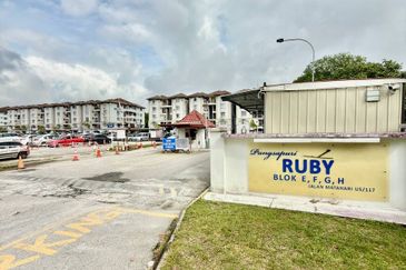 LEVEL 2 Pangsapuri Ruby,Seksyen U5 Shah Alam for Sale 