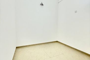 Facing IjSingle Storey Terrace Taman Telipot 3A/2, Bukit Sentosa