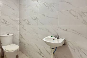 Facing IjSingle Storey Terrace Taman Telipot 3A/2, Bukit Sentosa