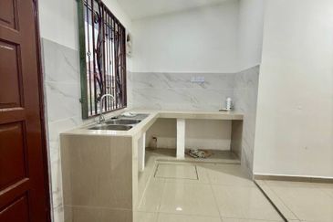 Facing IjSingle Storey Terrace Taman Telipot 3A/2, Bukit Sentosa