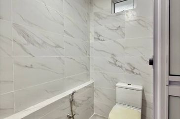 Facing IjSingle Storey Terrace Taman Telipot 3A/2, Bukit Sentosa