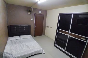 700m ke LRT Taman Melati. Tingkat 1, Flat Sri Langkawi 1.