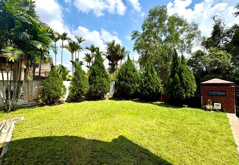 Putra Hill Residency