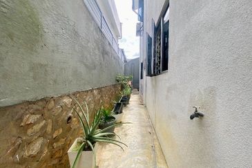 AU2 KERAMAT 2 STOREY SEMI D