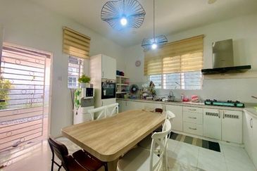 AU2 KERAMAT 2 STOREY SEMI D