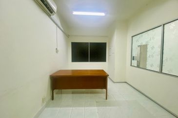 TAMAN MELAWATI 4 STOREY SHOP LOT