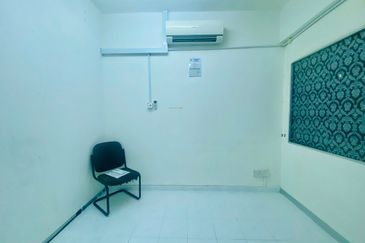 TAMAN MELAWATI 4 STOREY SHOP LOT