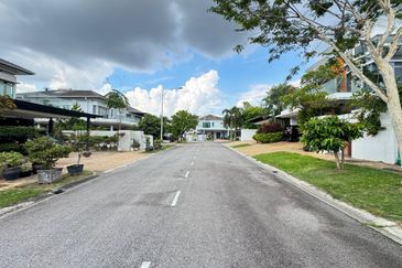 Bangi Lakehill Villas