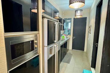 Bangi Lakehill Villas