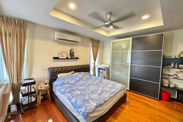 Bangi Lakehill Villas