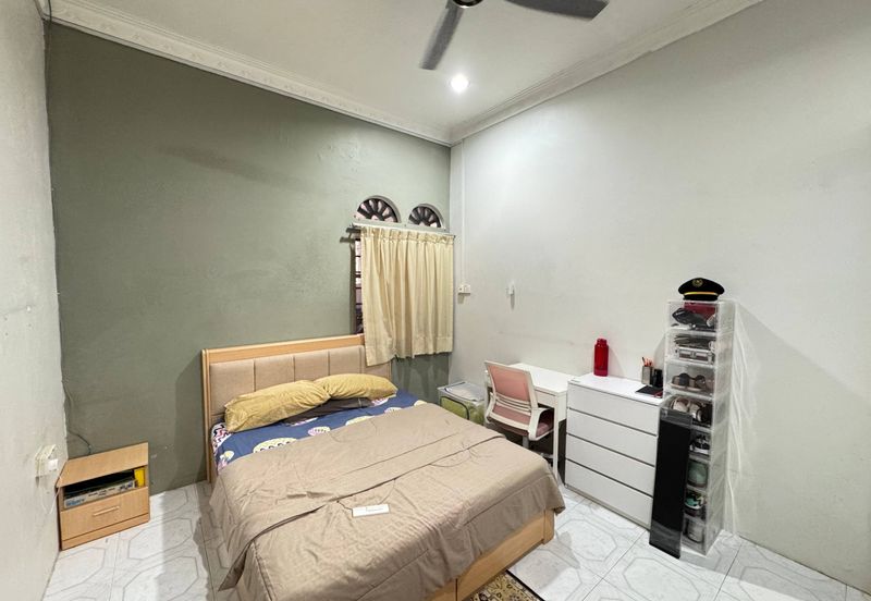 Taman Setia Jaya, Banting