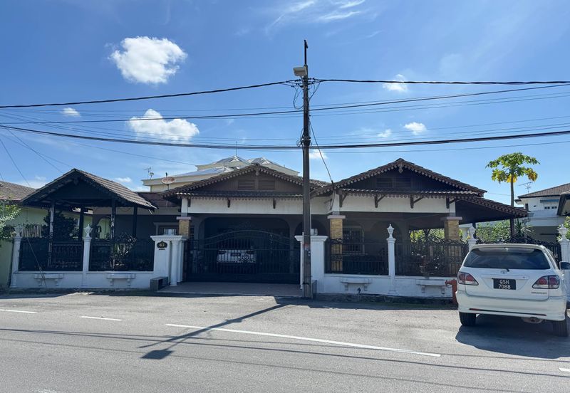 Taman Setia Jaya, Banting