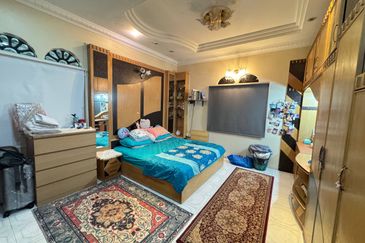 Taman Setia Jaya, Banting