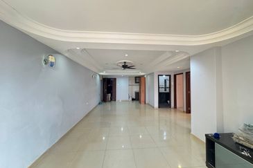 City Garden Palm Villa Condominium