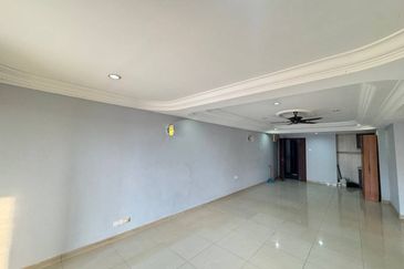 City Garden Palm Villa Condominium