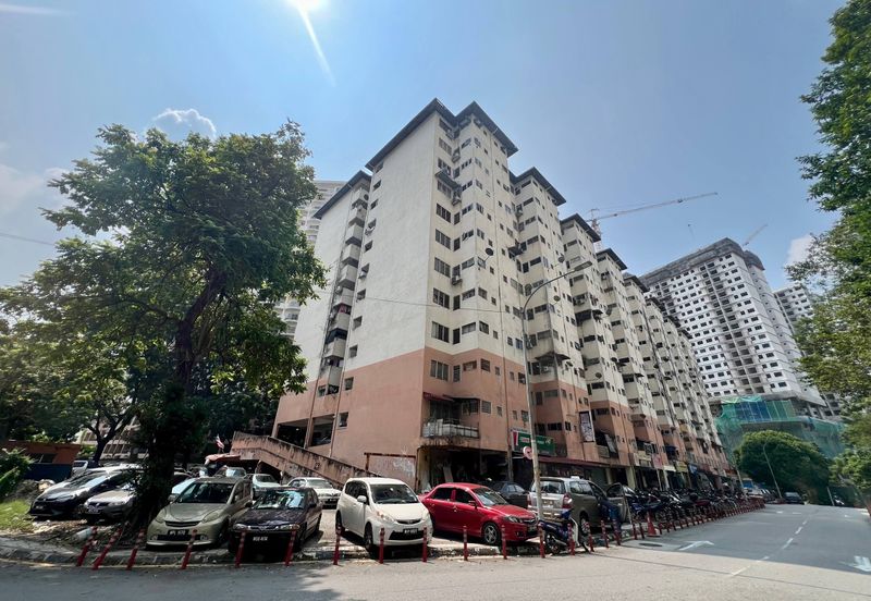 Prima Setapak Flat