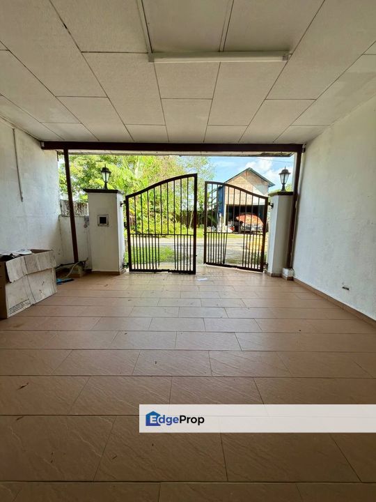 Facing Open | Low Cost Double Storey Taman Rawang Jaya, Selangor, Rawang