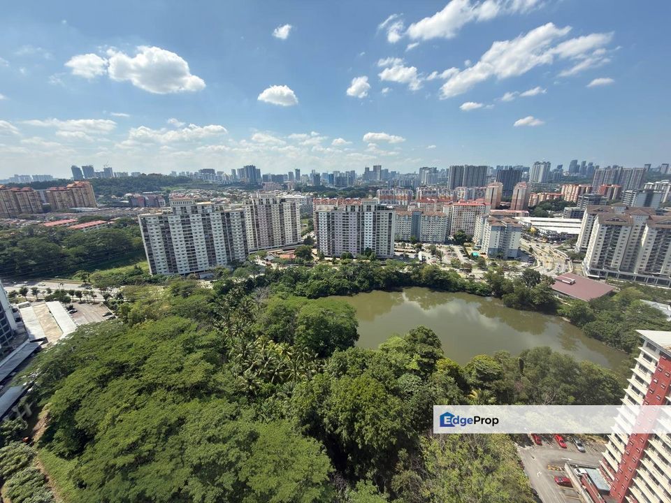 Lake view Penthouse Suasana Lumayan Condo, Bandar Sri Permaisuri, Cheras KL., Kuala Lumpur, Cheras