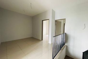 Brand New & Facing open | 🏡 Dua Ruby Parkhomes Residence @ Taman Ruby Dengkil for sale 
