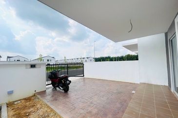 Brand New & Facing open | 🏡 Dua Ruby Parkhomes Residence @ Taman Ruby Dengkil for sale 