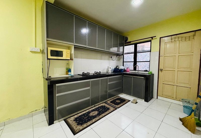 Kampung Melayu Subang