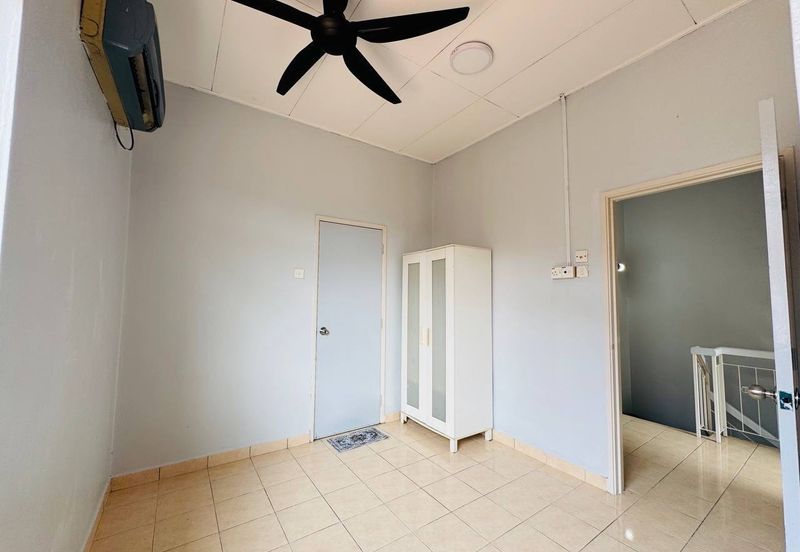 Renovated | Semi D Cluster Lorong Az Zaharah Puncak Alam