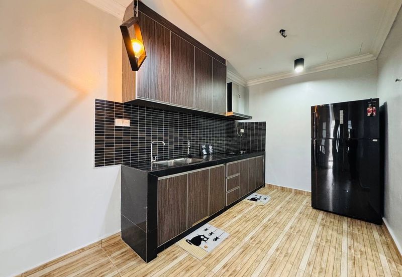 Renovated | Semi D Cluster Lorong Az Zaharah Puncak Alam