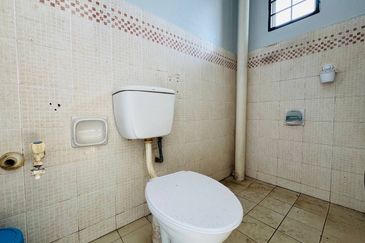 Renovated | Semi D Cluster Lorong Az Zaharah Puncak Alam