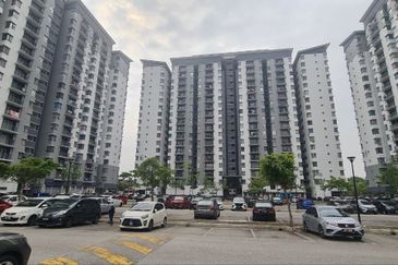 Residensi Laguna Biru 2