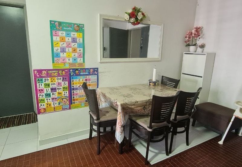 Residensi Laguna Biru 2