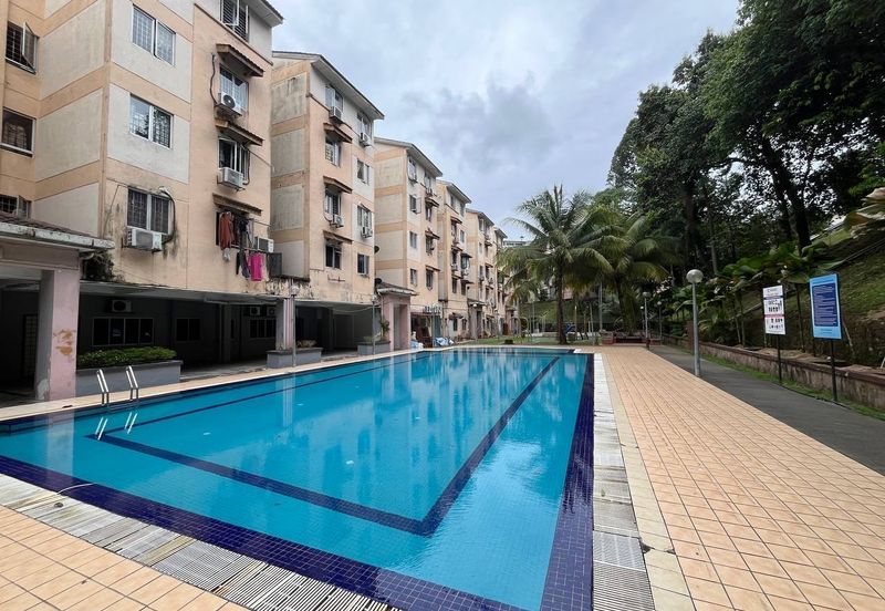 Saujana Apartment