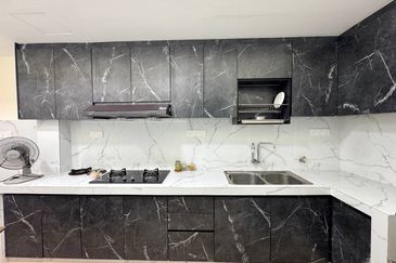 Residensi Bistaria, Ukay Bistari