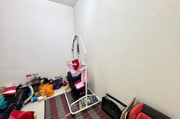 Residensi Bistaria, Ukay Bistari