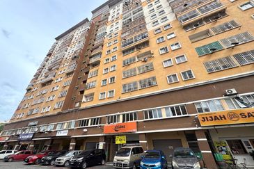 Residensi Bistaria, Ukay Bistari