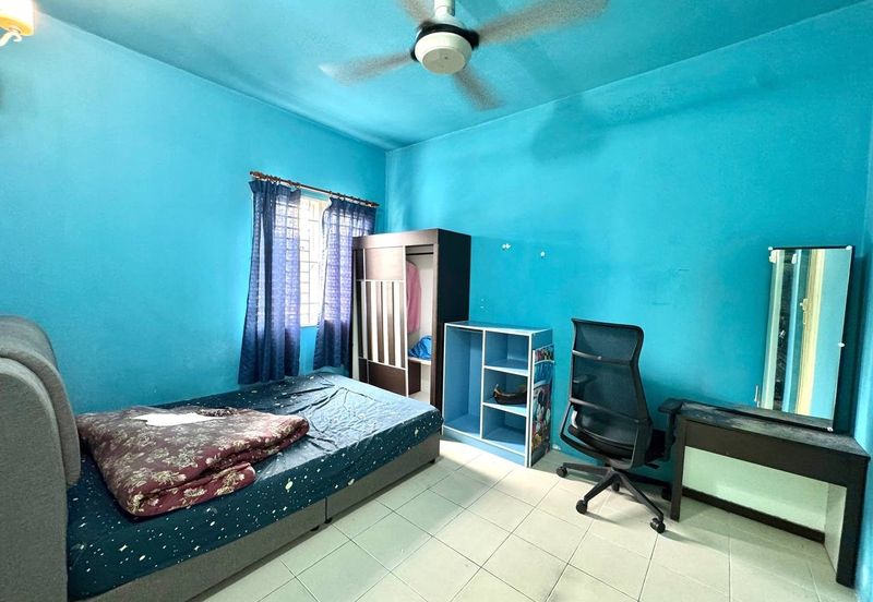 Residensi Bistaria, Ukay Bistari